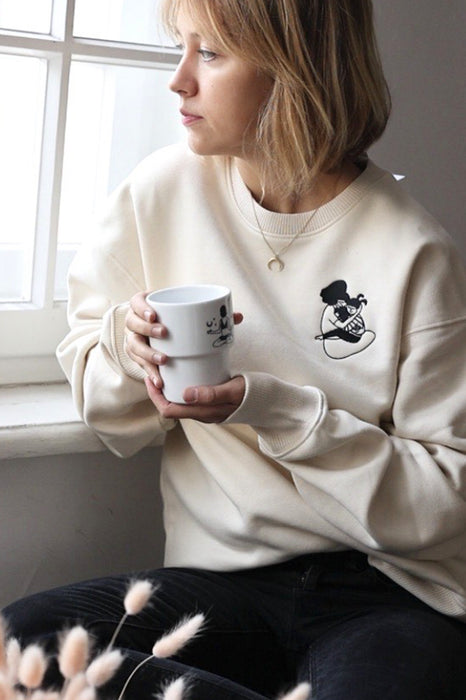 sweatshirt with embroidery | creamy