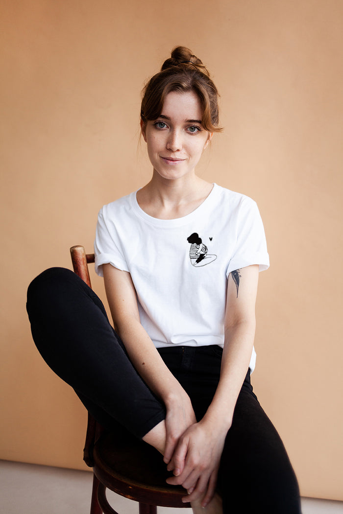 t-shirty z haftem dla mam