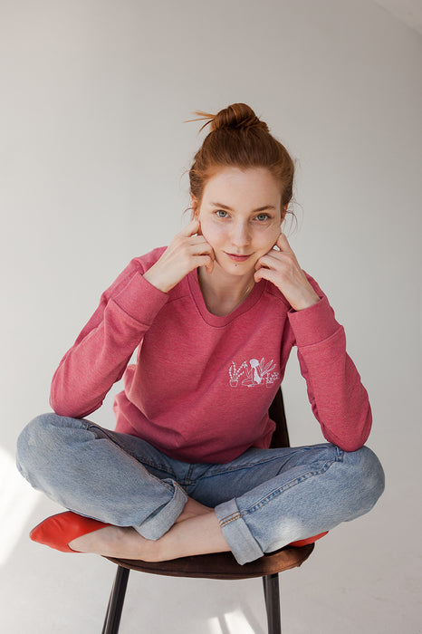 sweatshirt with embroidery | raspberry