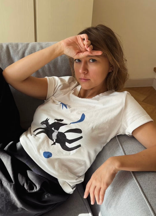 t-shirt | run away