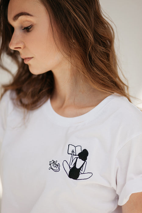 t-shirt | girl with cat
